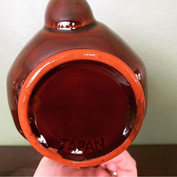 Vintage Ceramic Teapot - Picture 4 of 4